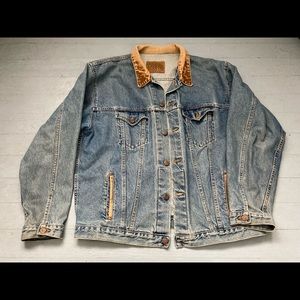 Vintage 80's Mens Denim Jean Jacket WithTan Collar